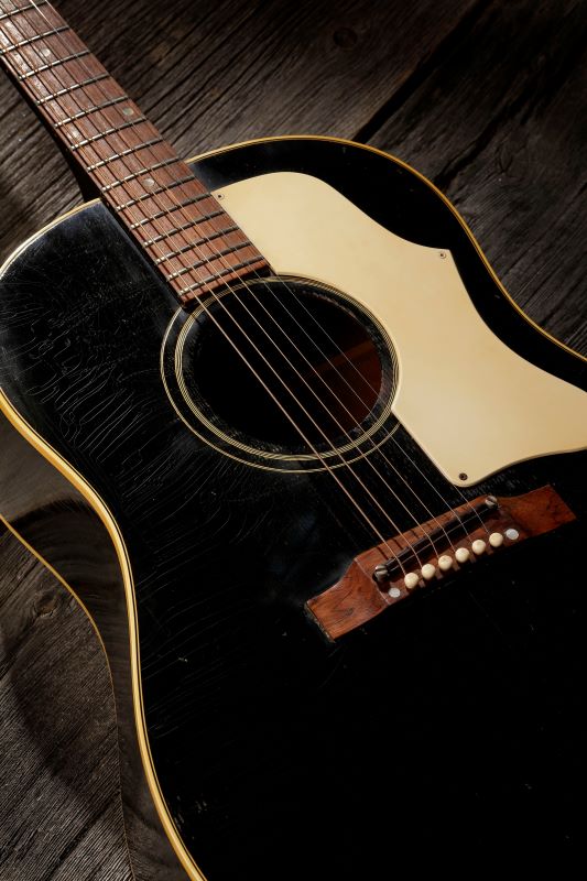 ヴィンテージ・ギター・オリジナル・シリーズ その72 – 御茶ノ水楽器 